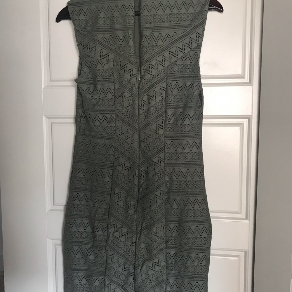 BeBe Dress with made-in slip - Picture 2 of 3